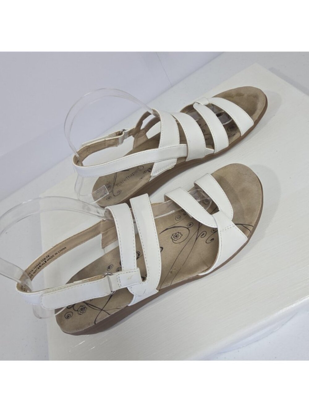 Baretraps Sandals Womens Size 8 White Jerie Strappy Slingback Comfort Wedge - Picture 5 of 9